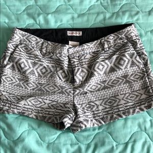 Merona Aztec print textured fabric shorts